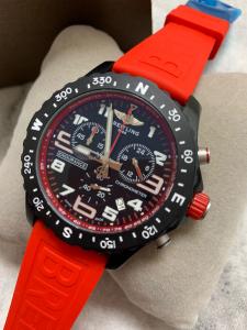Relógio Breitling Endurance Pro